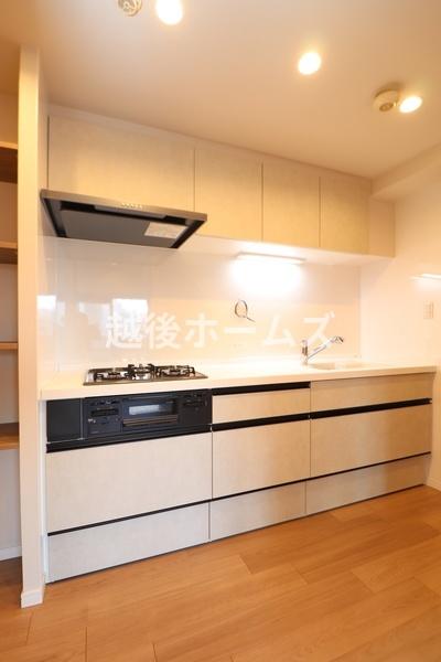 ダイアパレスシアース万代　東棟