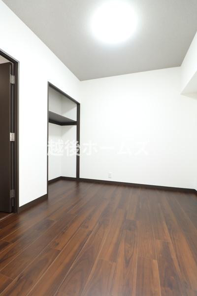 リバーシティ日東２