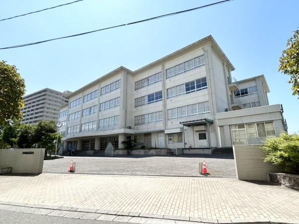 駅南ハイツ(新潟市立宮浦中学校)