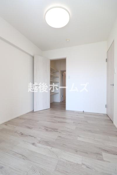 ダイアパレスロイヤルシティ東幸町東棟　１１階