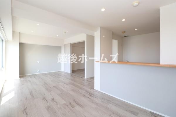 ダイアパレスロイヤルシティ東幸町東棟　１１階