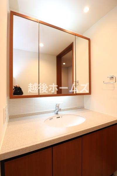 グランドメゾン西大畑　１３階