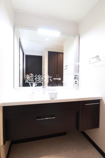 新潟市東区はなみずき２丁目の中古一戸建て