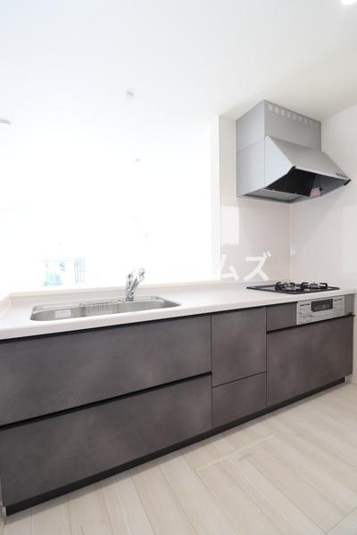 １号棟　新発田市豊町４丁目　第６　リーブルガーデン