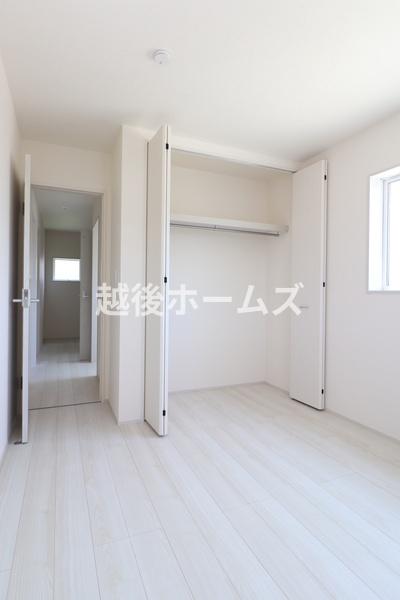 １号棟　新発田市豊町４丁目　第６　リーブルガーデン