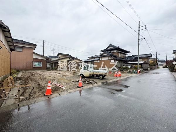１号棟　新発田市豊町４丁目　第６　リーブルガーデン