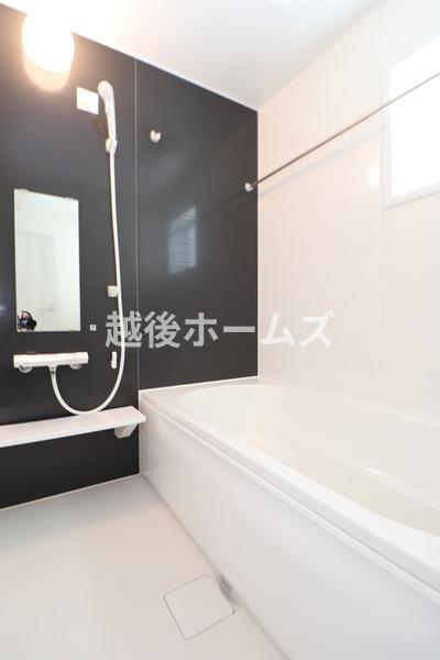 ２号棟　新発田市豊町４丁目　第６　リーブルガーデン