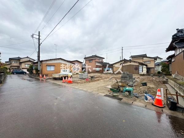 ２号棟　新発田市豊町４丁目　第６　リーブルガーデン