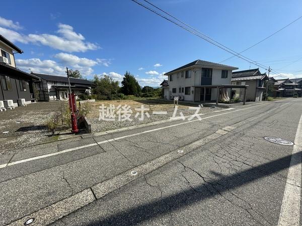 売地　建築条件なし　村上市猿沢