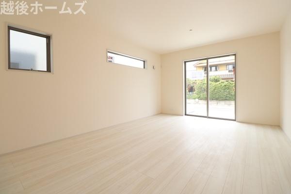 ２号棟　西区坂井東６丁目　第１　リーブルガーデン