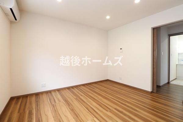 新潟市西区坂井東３丁目の中古一戸建て
