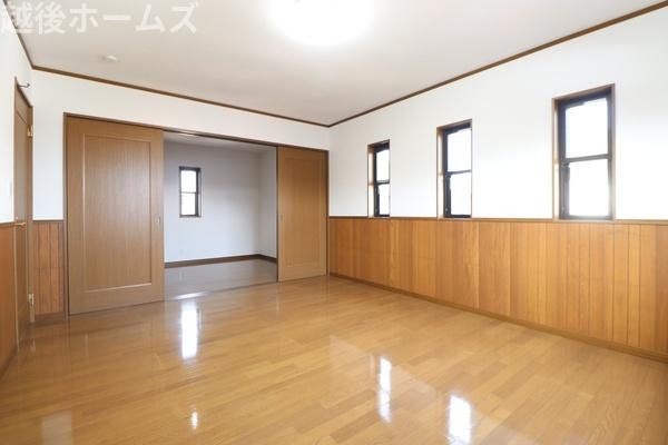 燕市横田の中古一戸建て
