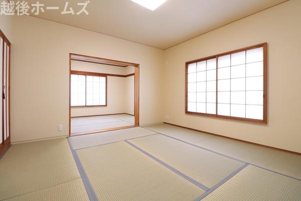 新潟市西区金巻の中古一戸建て