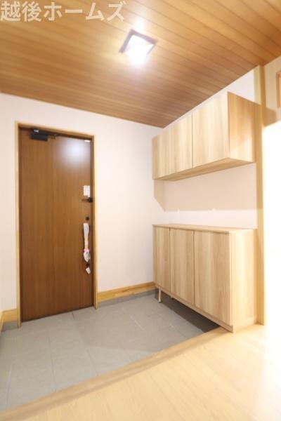 新潟市西区金巻の中古一戸建て