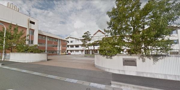２号棟　江南区横越東町１丁目　グラファーレ(新潟市立横越中学校)