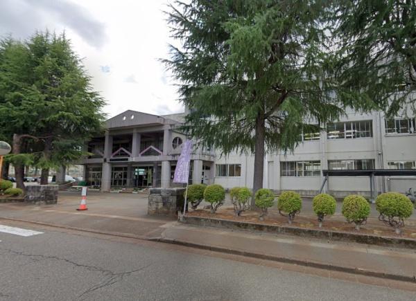 １号棟　長岡市若草町２丁目　第１　クレイドルガーデン(長岡市立栖吉小学校)