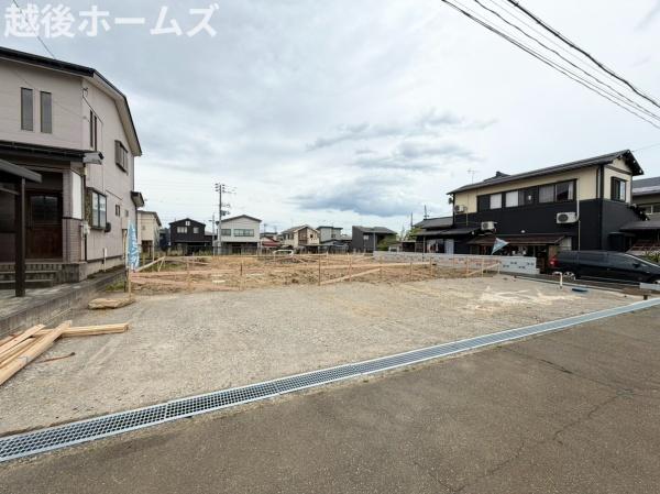 １号棟　長岡市若草町２丁目　第１　クレイドルガーデン