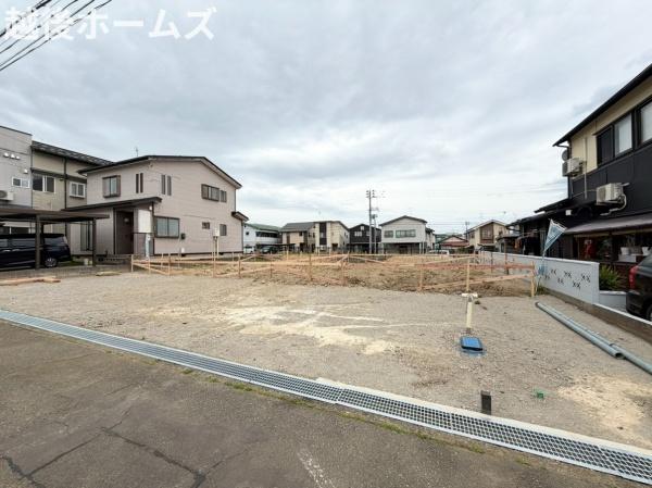 ２号棟　長岡市若草町２丁目　第１　クレイドルガーデン