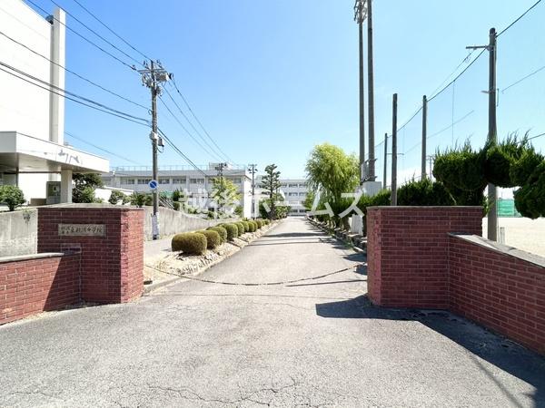 新潟市東区中山１丁目の土地(新潟市立東新潟中学校)