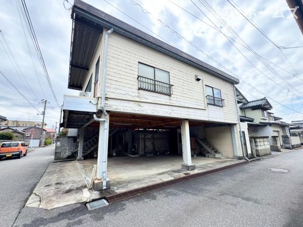 売地　建築条件なし　東区中山１丁目