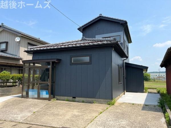 中古戸建　三条市月岡２丁目