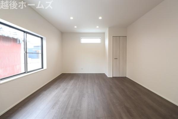 中古戸建　三条市月岡２丁目