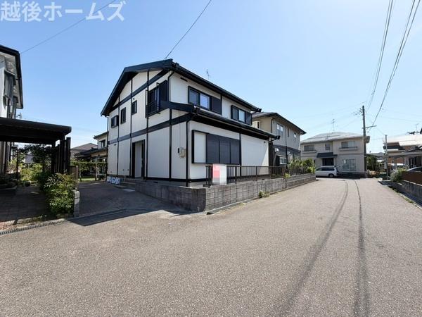新潟市西区内野西２丁目の中古一戸建て