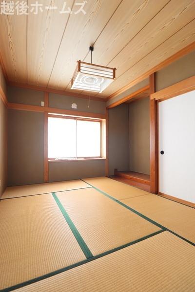 新潟市西区上新栄町２丁目の中古一戸建て