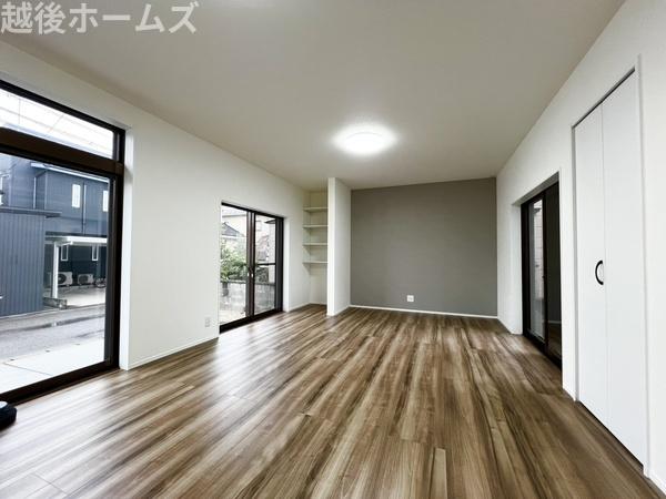 新潟市西区鳥原の中古一戸建て