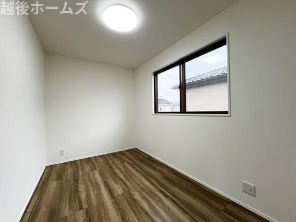 新潟市西区鳥原の中古一戸建て