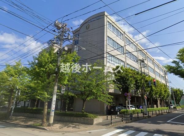 サーパス西大畑(新潟市立新潟小学校)