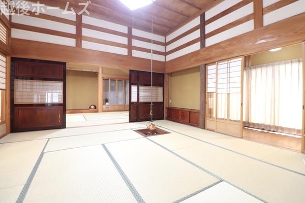 新潟市西区金巻の中古一戸建て