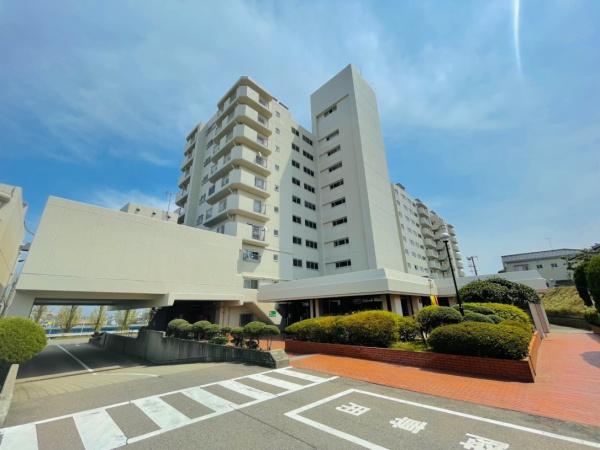 日東サンシャイン青山　Ａ棟　８階