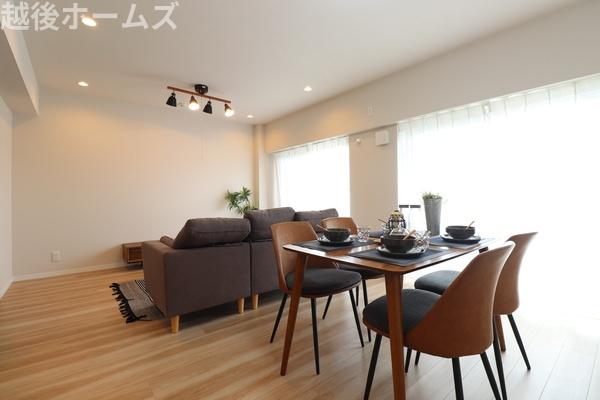 マンション青山カメリア　７階