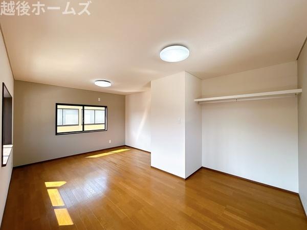 新潟市西蒲区和納の中古一戸建て