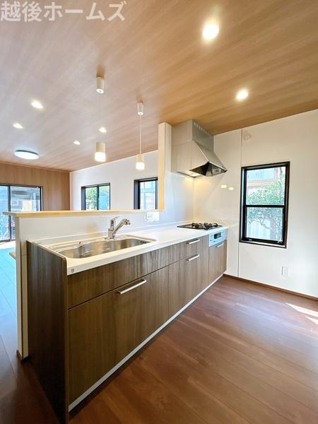 新潟市西蒲区和納の中古一戸建て