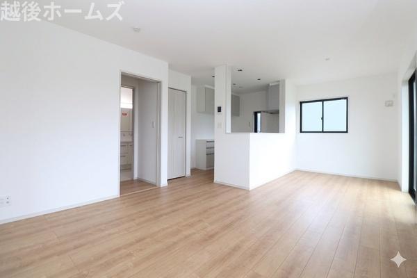 新築戸建　三条市新光町　いろどりアイタウン