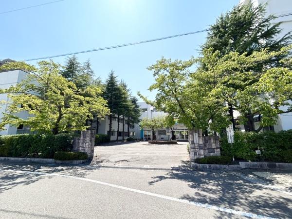 コーポ川岸(新潟市立白新中学校)