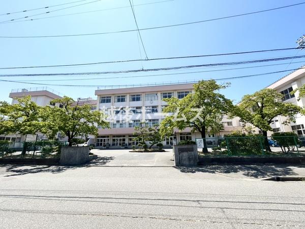 中央区京王３丁目(新潟市立桜が丘小学校)