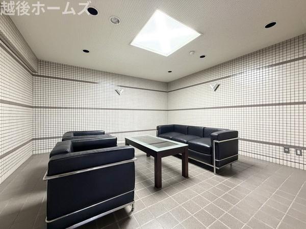 万代アーバン日東