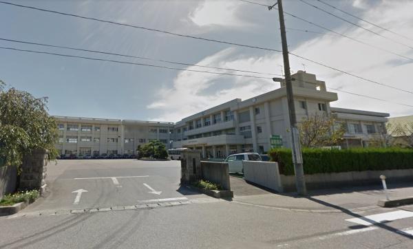 ２号棟　新発田市東新町４丁目　第２　いろどりアイタウン(新発田市立東豊小学校)
