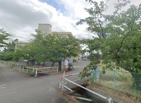 新潟市西蒲区升岡の中古一戸建て(新潟市立升潟小学校)