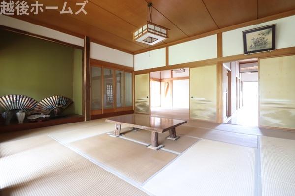 新潟市西蒲区升岡の中古一戸建て