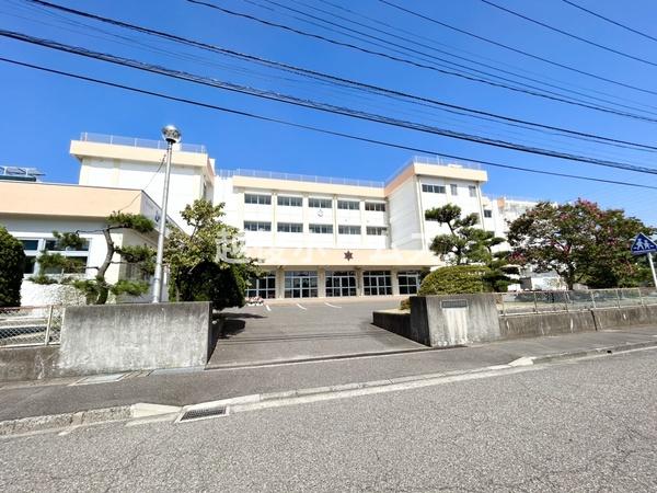 新潟市東区東明１丁目の土地(新潟市立江南小学校)