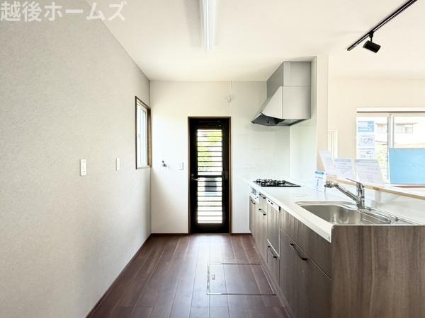 新潟市中央区親松の中古一戸建て