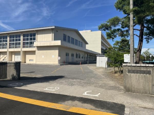 １号棟　北区朝日町３丁目　２期　グラファーレ(新潟市立葛塚東小学校)