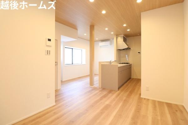 中古戸建　三条市島田２丁目