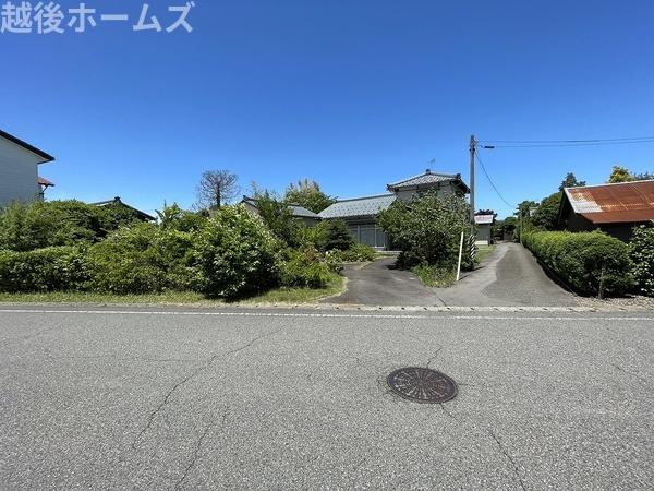 新潟市江南区割野の中古一戸建て