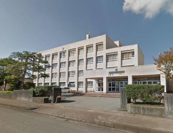 １号棟　長岡市川崎６丁目　第２　クレイドルガーデン(長岡市立川崎東小学校)