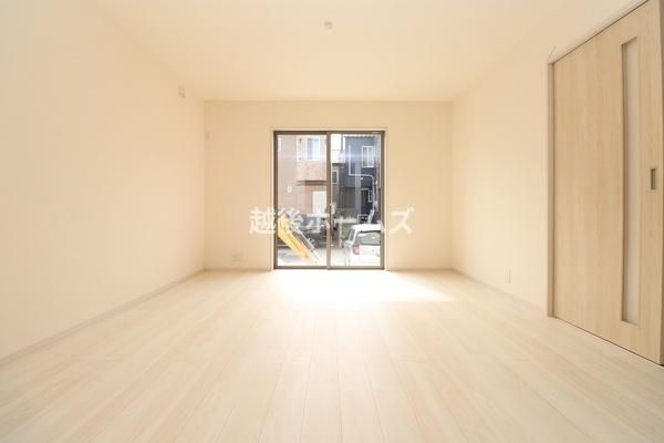 新潟市西区小針５丁目の中古一戸建て